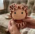 Caro-The Coral Girl Amigurumi Pattern step 4 - final assembly and finishing