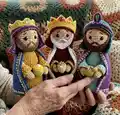 Three Wise Men Amigurumi Pattern step 4 - final assembly and finishing