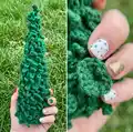 The Twelve Days of Christmas: Holiday Crochet Pattern step 3 - details and accessories