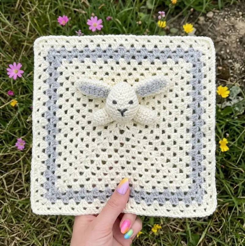 Complimentary Beginner Friendly crochet pattern: Snuggle Bunny Amigurumi Pattern - Simple to follow guide