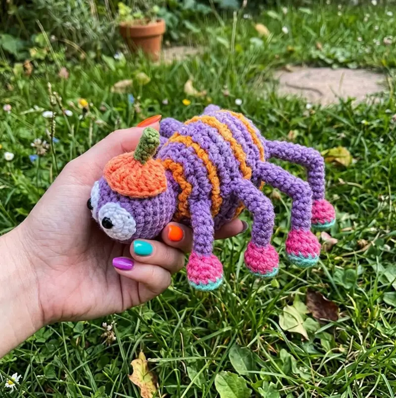 Complimentary Intermediate crochet pattern: Spinderella The Spider Amigurumi Pattern - Simple to follow guide