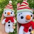 Snowman Amigurumi Pattern step 3 - details and accessories