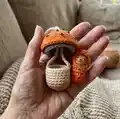 ELENDAN Mushroom with Gnome Amigurumi Pattern step 1 - construction progress