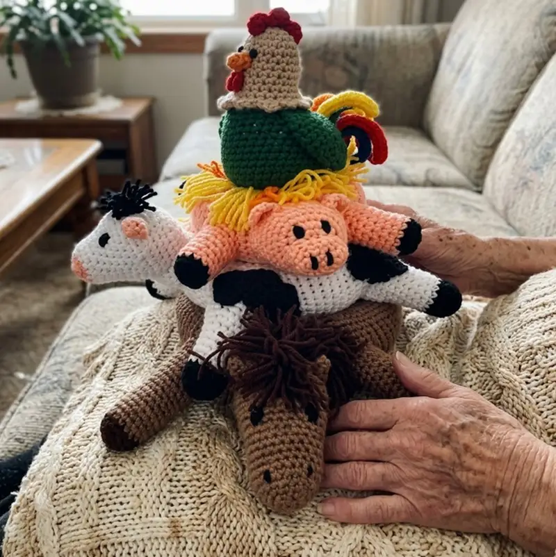 Complimentary Beginner Friendly crochet pattern: Down On The Farm - Stack Toy Amigurumi Pattern - Simple to follow guide