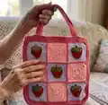 Strawberry Tote Bag and Drawstring Pouch Crochet Pattern step 1 - construction progress