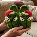 Grinch Slippers Pattern step 4 - final assembly and finishing