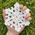 Twinkling Snowflakes Crochet Pattern step 4 - final assembly and finishing