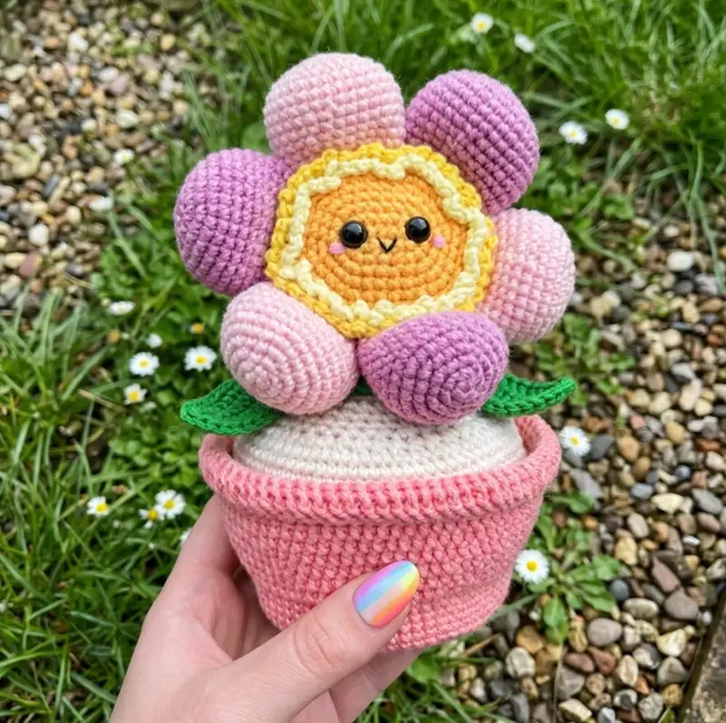 Complimentary Intermediate crochet pattern: Little Floweret Amigurumi Pattern - Simple to follow guide