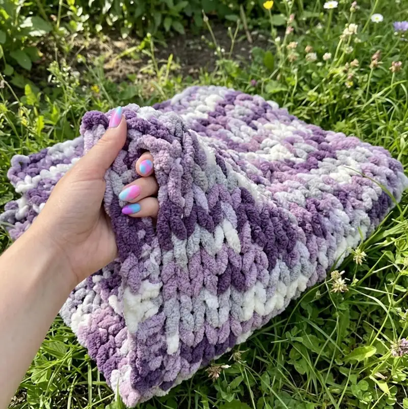 Complimentary Beginner Friendly crochet pattern: EZ Baby Blanket Pattern - Simple to follow guide