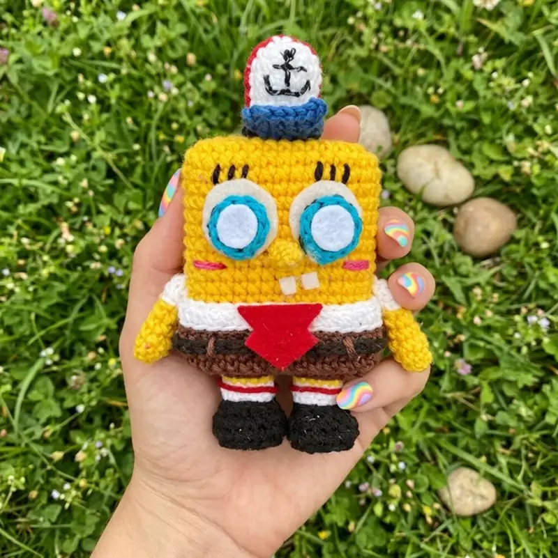 Complimentary Intermediate crochet pattern: SpongeBob Amigurumi Pattern - Simple to follow guide