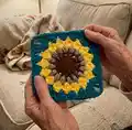 Sunflower Lovers Granny Square Pattern step 4 - final assembly and finishing