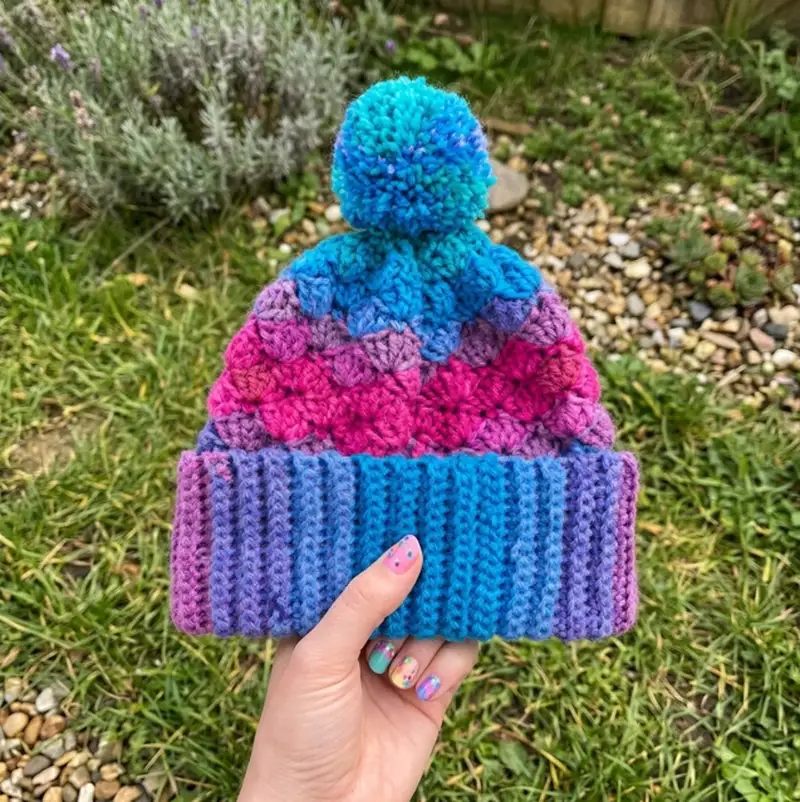 Complimentary Beginner Friendly crochet pattern: Stripy Shell Stitches Crochet Hat Pattern - Simple to follow guide