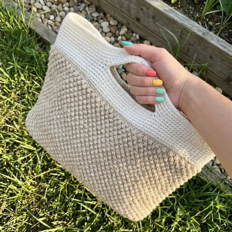 Complimentary Intermediate crochet pattern: Spike Stitch Tote Bag Pattern - Simple to follow guide