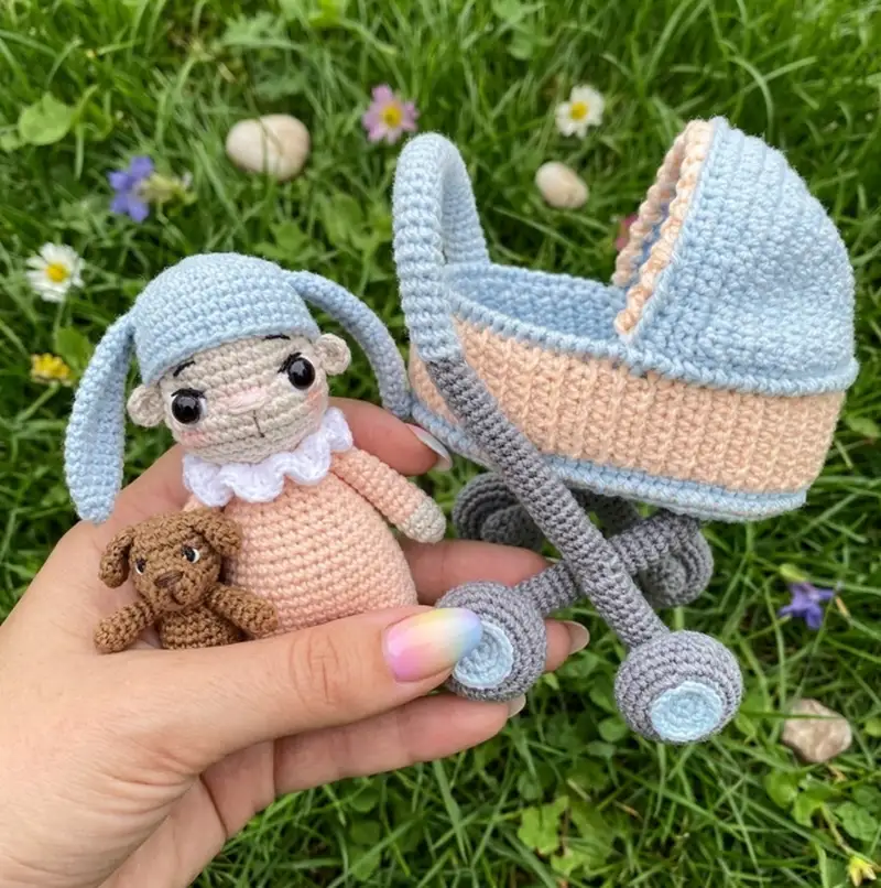 Complimentary Advanced crochet pattern: Doll in a Baby-Carriage Amigurumi Pattern - Simple to follow guide