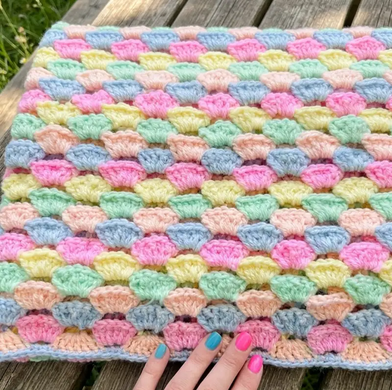 Complimentary Beginner Friendly crochet pattern: Pastel Shells Baby Blanket Pattern - Simple to follow guide