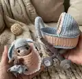 Doll in a Baby-Carriage Amigurumi Pattern step 1 - construction progress