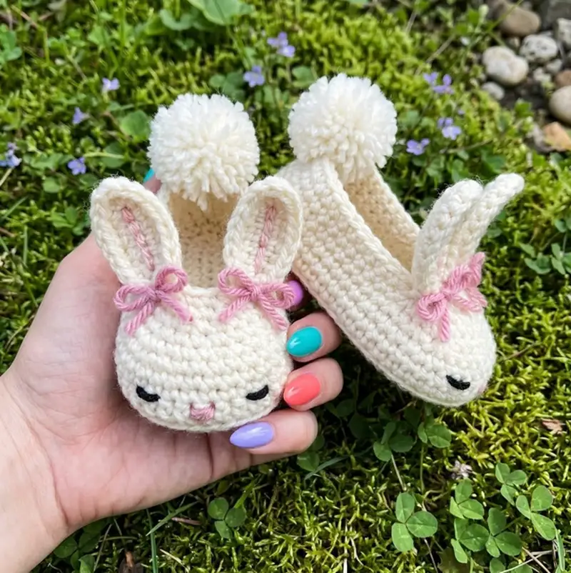Complimentary Intermediate crochet pattern: Hoppy Baby Bunny Slippers Pattern - Simple to follow guide