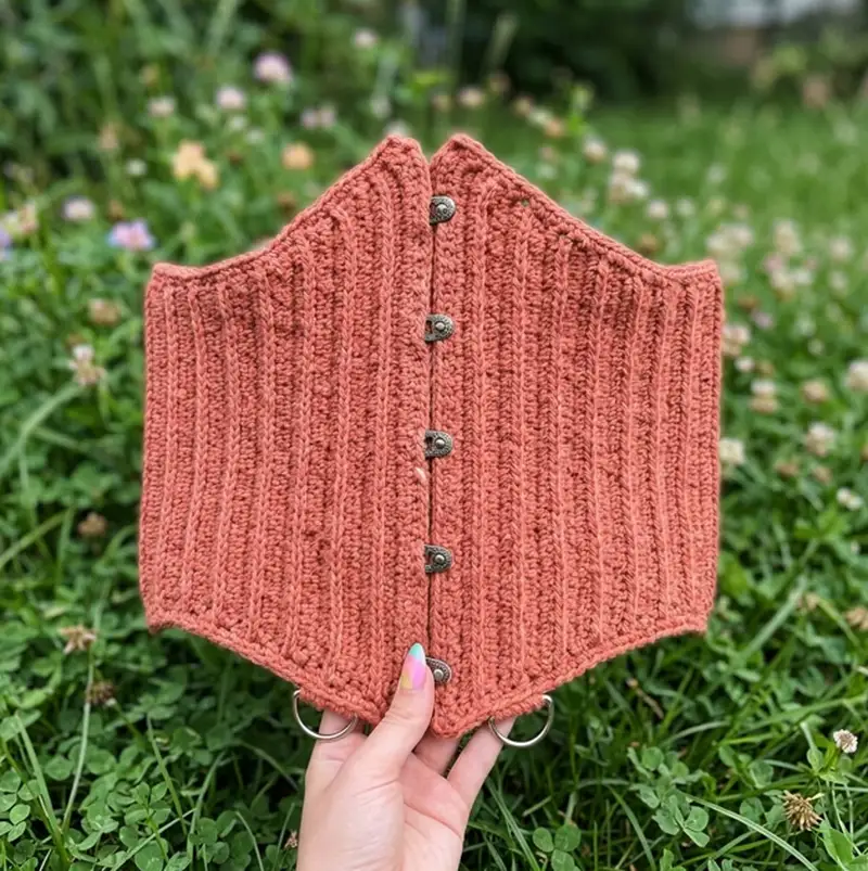 Complimentary Intermediate crochet pattern: Bernat Crochet Corset Belt Pattern - Simple to follow guide