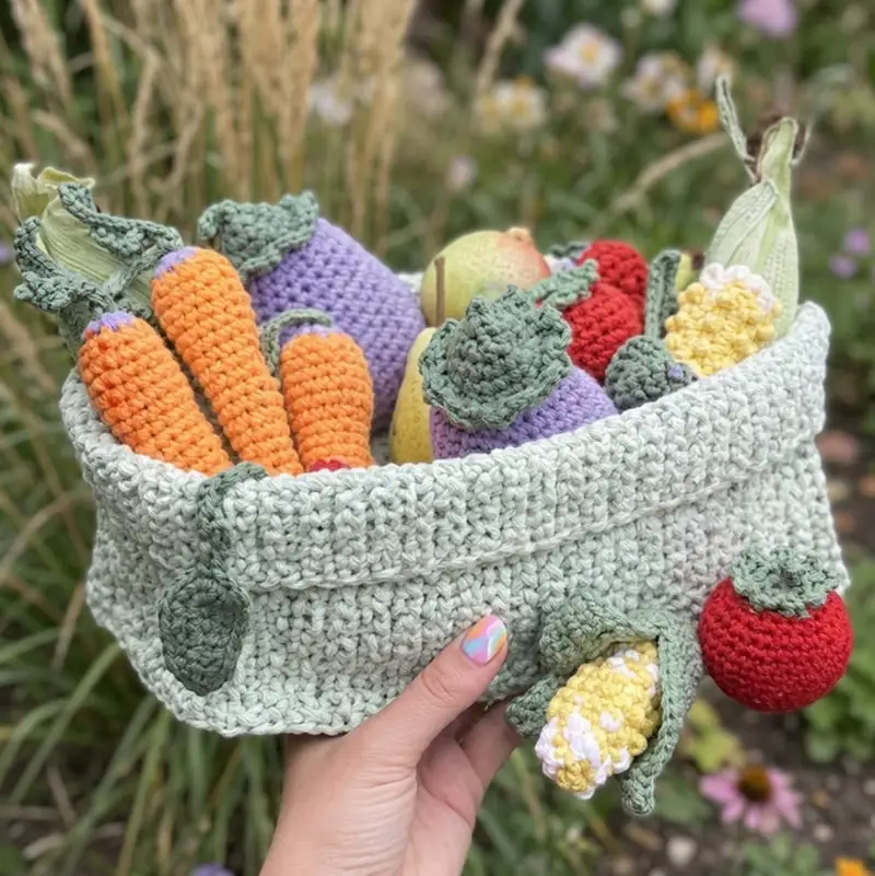 Complimentary Intermediate crochet pattern: Veggies Amigurumi Pattern - Simple to follow guide