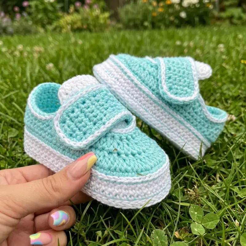 Complimentary Intermediate crochet pattern: Velcro sneakers Pattern - Simple to follow guide