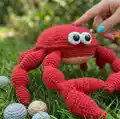 Crab Memory Game Amigurumi Pattern step 3 - details and accessories