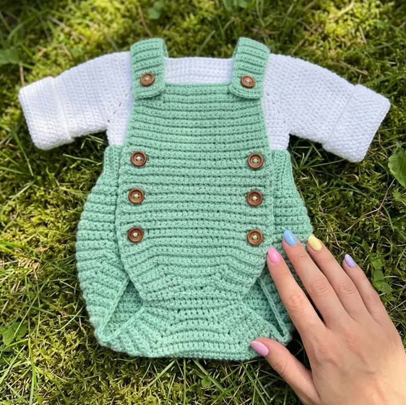 Complimentary Intermediate crochet pattern: Romper Tiny Tot Crochet Pattern - Simple to follow guide