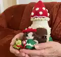 Amanita House Amigurumi Pattern step 1 - construction progress