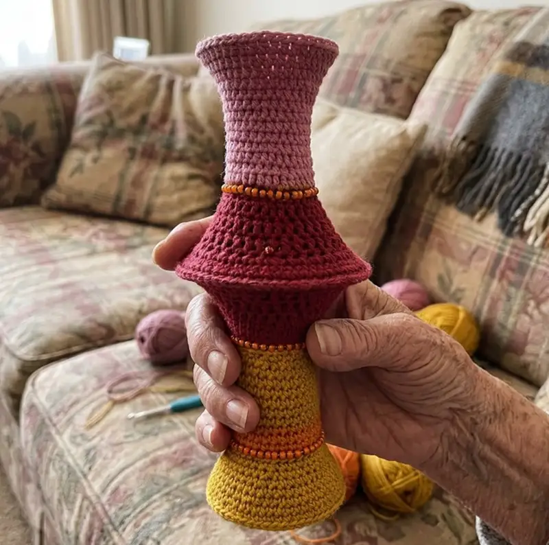 Complimentary Beginner Friendly crochet pattern: SOL&LUNA BOHO LANTERN Pattern - Simple to follow guide