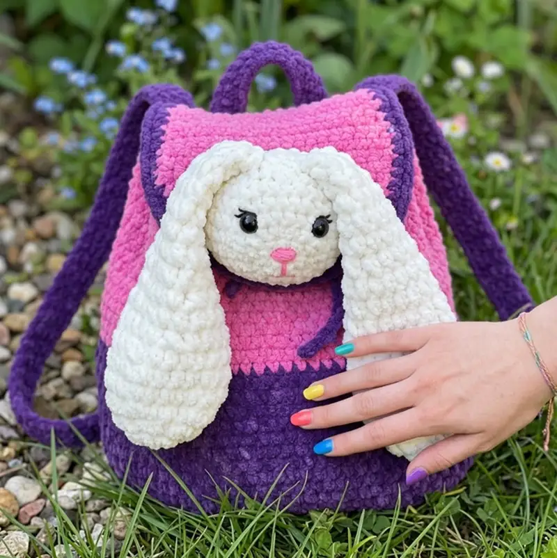 Complimentary Intermediate crochet pattern: Plush Backpack Bunny Amigurumi Pattern - Simple to follow guide
